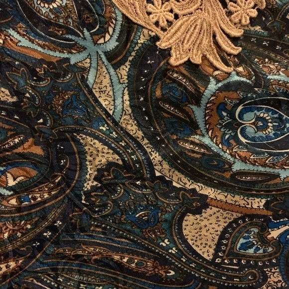 Victoria’s Secret Lingerie top - Picture 10 of 13